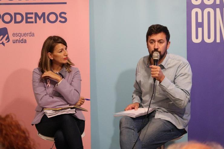 Yolanda Díaz e Antón Gómez-Reino durante a presentación do programa.. GALICIA EN COMÚN 