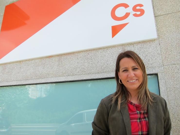 Beatriz Piñeiro, cabeza de lista de Cidadáns ao Congreso pola provincia de Pontevedra, pousa para unha entrevista con Europa Press.. EUROPA PRESS - Arquivo 