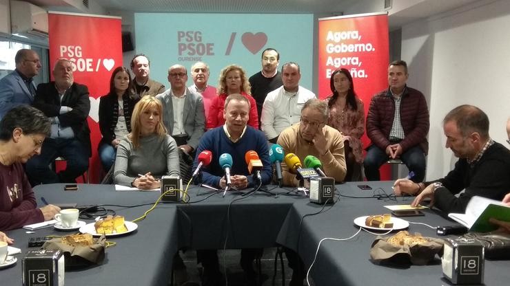 Rolda de prensa do PSOE en Ourense. 