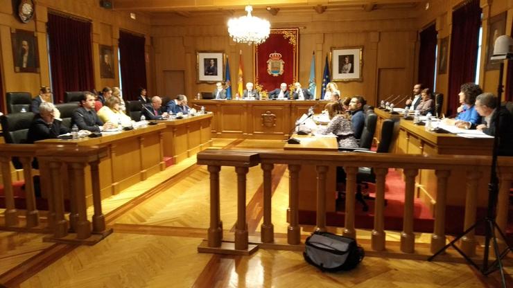 Pleno da Deputación de Ourense / EP
