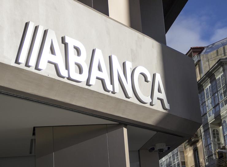 Oficina de Abanca na Coruña / ABANCA - Arquivo 