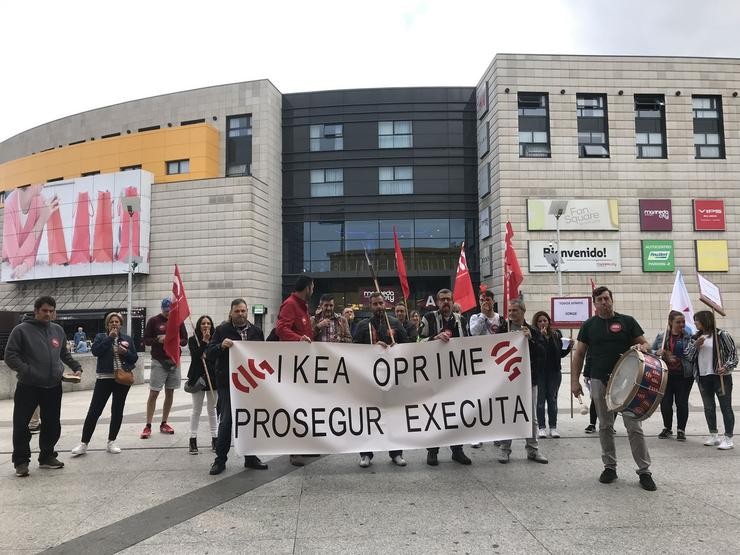 Concentración de CIG-Prosegur ante Ikea. CIG 