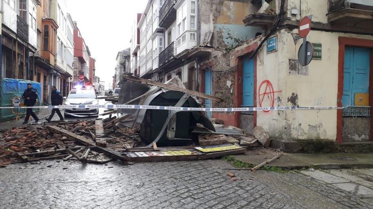 Edificio derrubado en Ferrol 