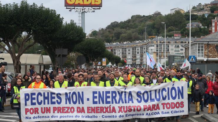 Manifestación en Viveiro en respaldo aos traballadores de Alcoa-San Cibrao