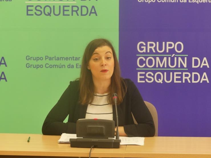 A deputada do Grupo Común dá Esquerda, Eva Solla, nunha rolda de prensa. COMÚN DÁ ESQUERDA 