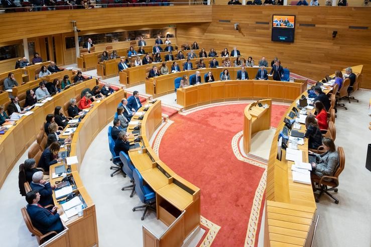 Pleno no Parlamento galego.. XUNTA