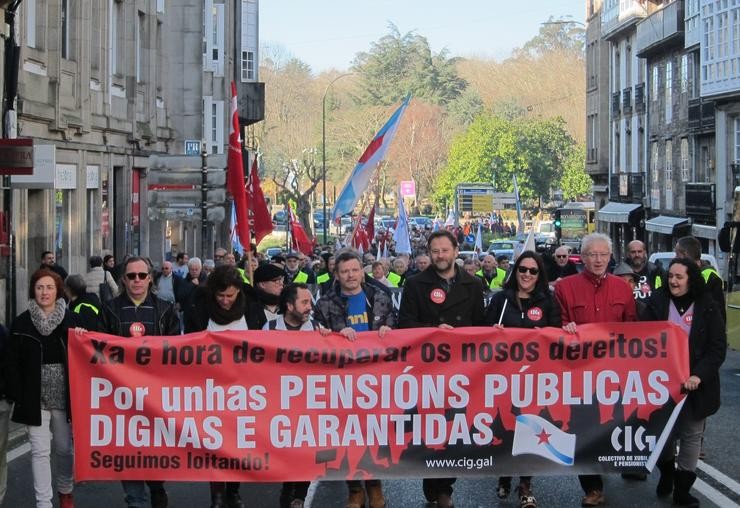 Manifestación en Santiago de Compostela por unhas pensións públicas 'dignas'