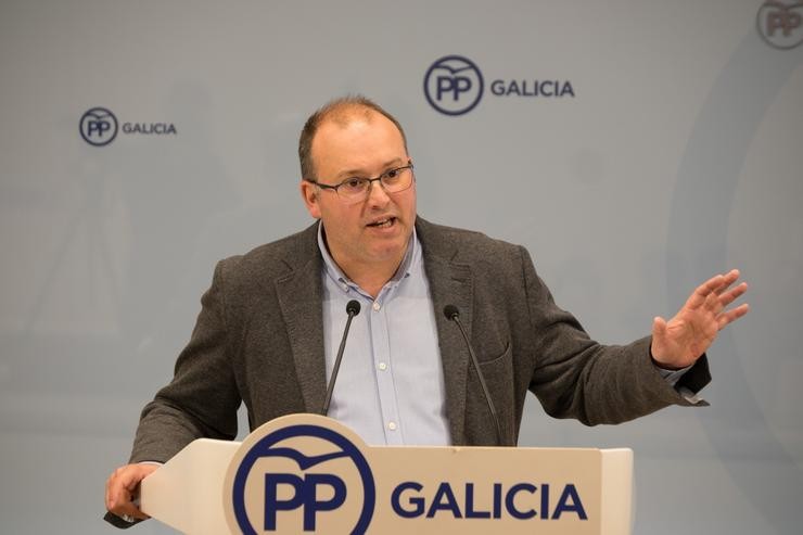 O PPdeG limita a 'anécdota' por 'ambición persoal' a marcha de concelleiras do. PARTIDO POPULAR DE GALICIA 