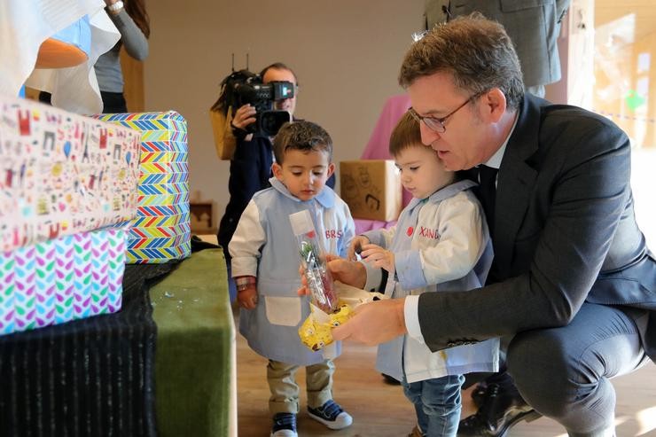 Feijóo, na escola infantil da Estrada. XUNTA - Arquivo 