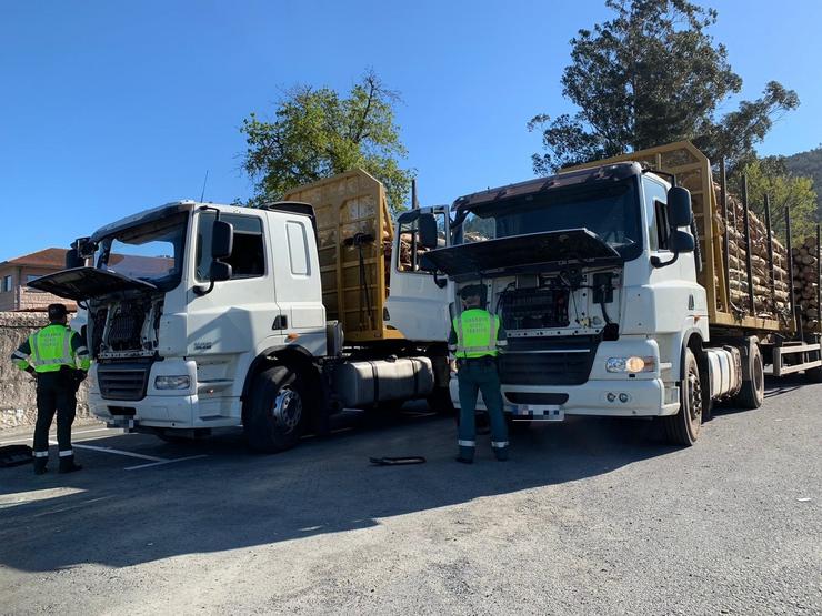 Interceptados dous camións da mesma empresa en Padrón (A Coruña) cos sist. GARDA CIVIL 