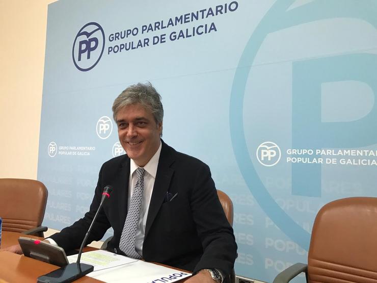 Pedro Puy, portavoz parlamentario do PPdeG, en rolda de prensa este luns 