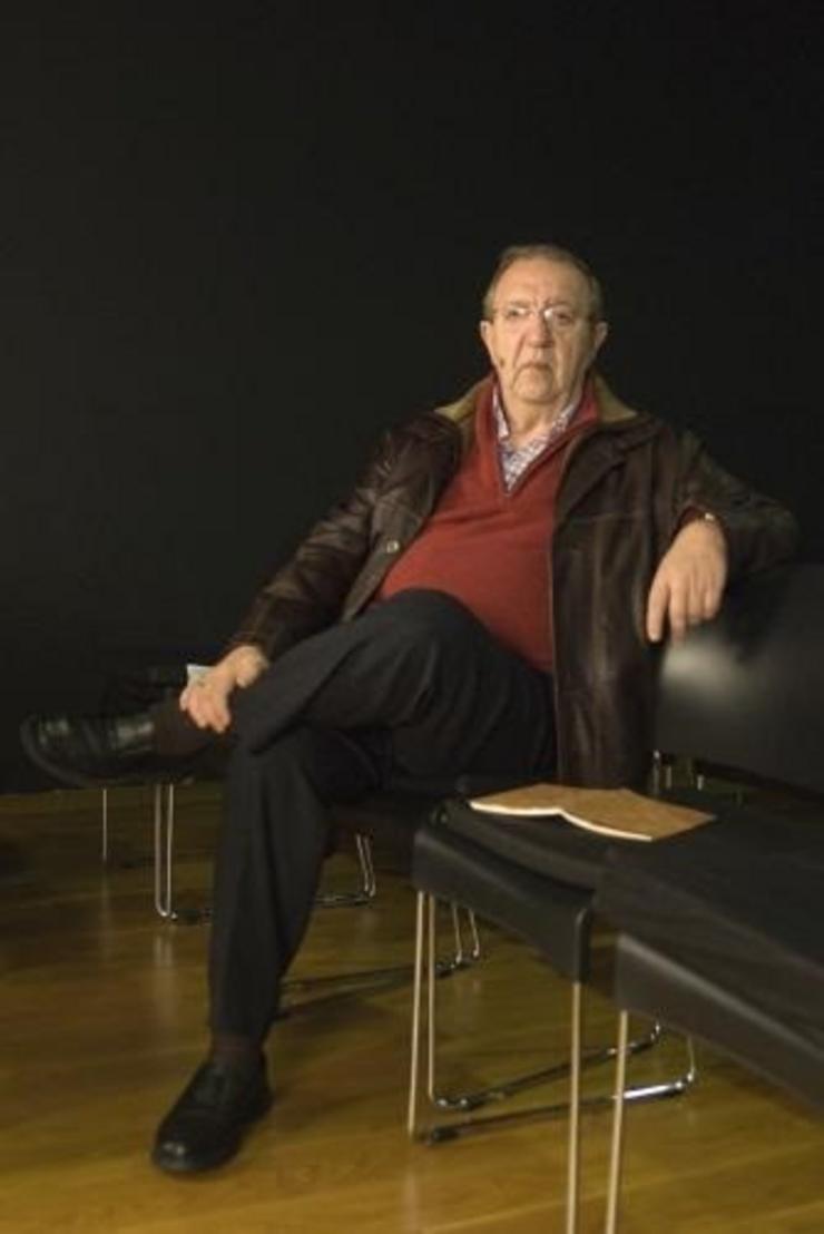 Morre o poeta Manuel Vilanova, renovador da lírica galega contemporánea. AELG / Europa Press