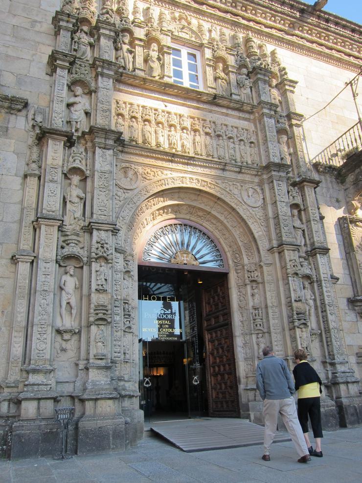 Hostal dos Reis Católicos, na Praza do Obradoiro, en Santiago. EUROPA PRESS - Arquivo