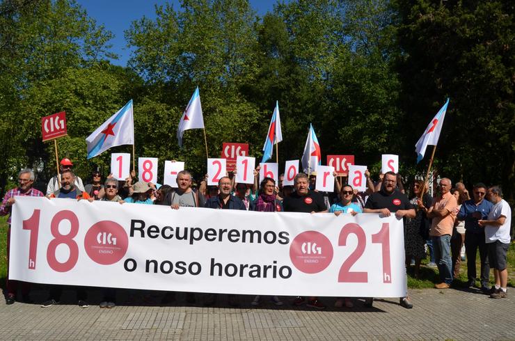 Instan a Educación a iniciar a negociación para recuperar o horario lectivo dos docentes previo aos recortes. CIG / Europa Press