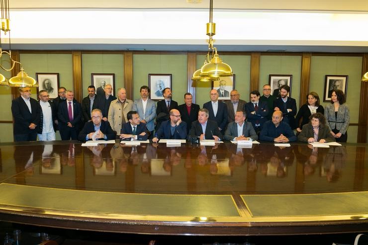 26M.- Candidatos De CA, PP, PSOE E BNG Comprométense Co Foro Cívico De Santiago A 'Consensos' En Temas Cruciais. FORO CÍVICO DE SANTIAGO 
