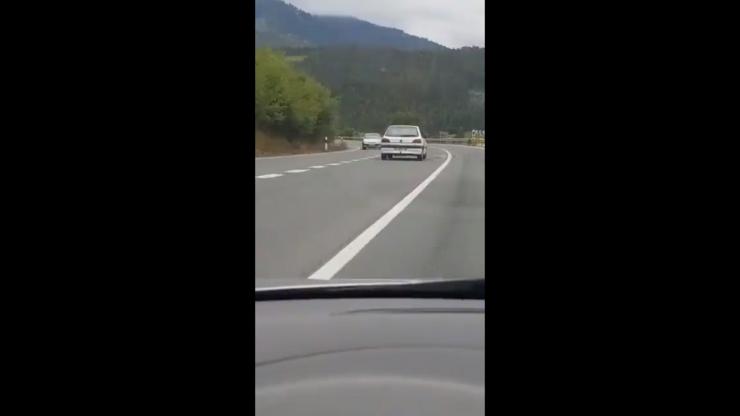 Conductor kamikaze circulando en Mondoñedo