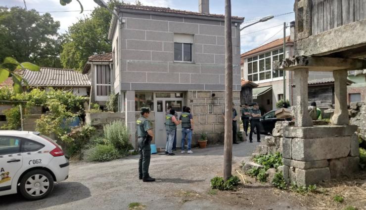 Rexistro na casa dun militante independentista ao que as Forzas e Corpos de Seguridade do Estado relacionan con Resistencia Galega / Causa Galiza.