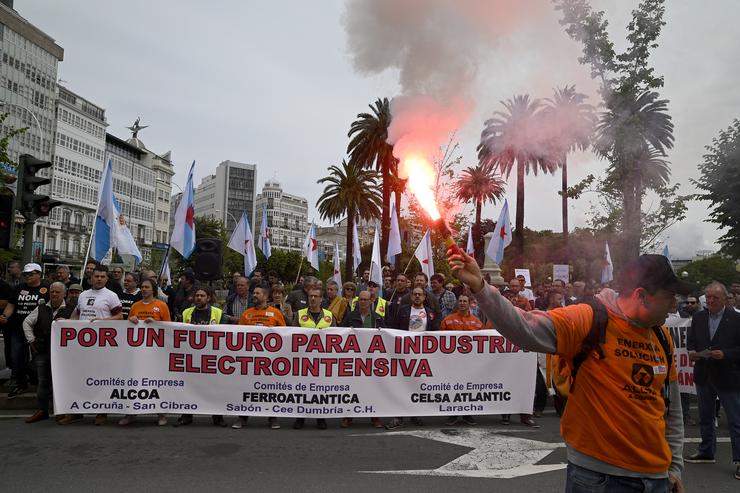 Manifestación de empresas electrointensivas na Coruña para esixir un prezo eléctrico 'competitivo' 