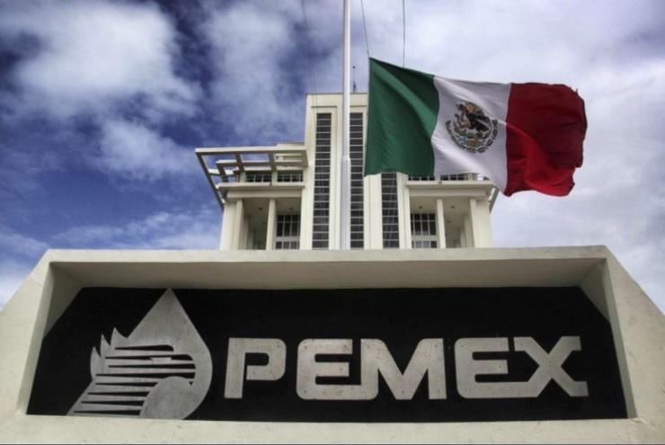 PEMEX. TWITTER - Arquivo 