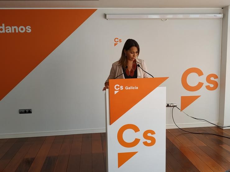 Beatriz Piñeiro durante a rolda de prensa.