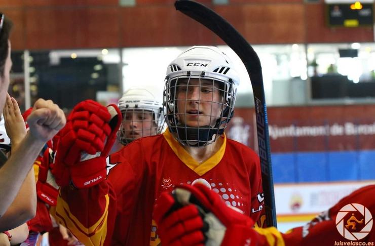 Catuxa Castro Sas, campioa do mundo junior en hockey liña / Lóstregos Lucus
