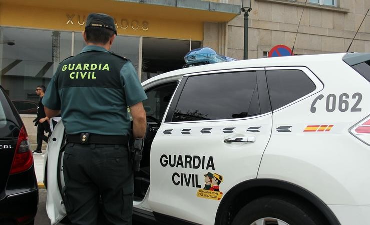 A Garda Civil. GARDA CIVIL