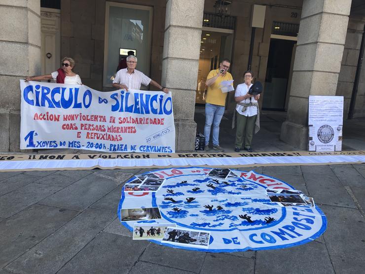 Circulo do Silencio organizado pola Rede Galega de Apoio ás Refuxiadas