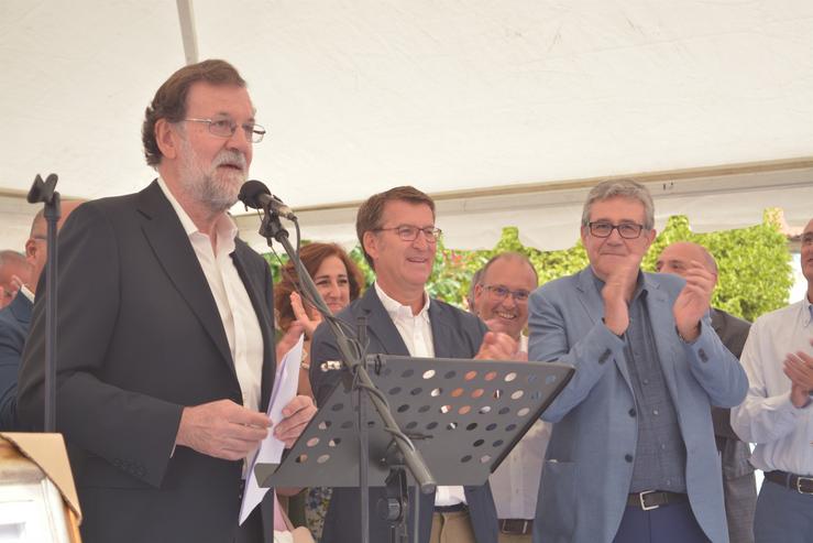 Feijoo xunto a Mariano Rajoy en Ourense 