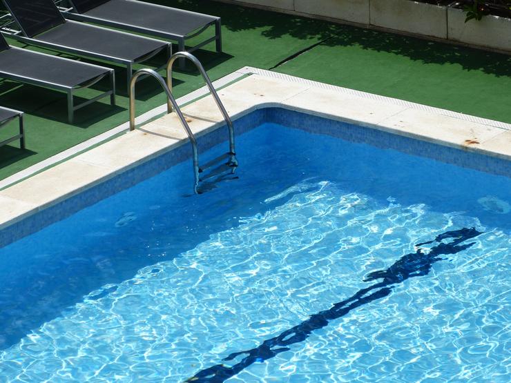 Hotel, piscina, calor, verán, nadar. EUROPA PRESS - Arquivo