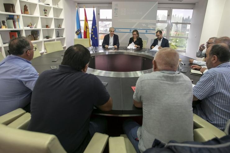 Reunión entre a Xunta e representantes sindicais da central de Meirama. XUNTA 
