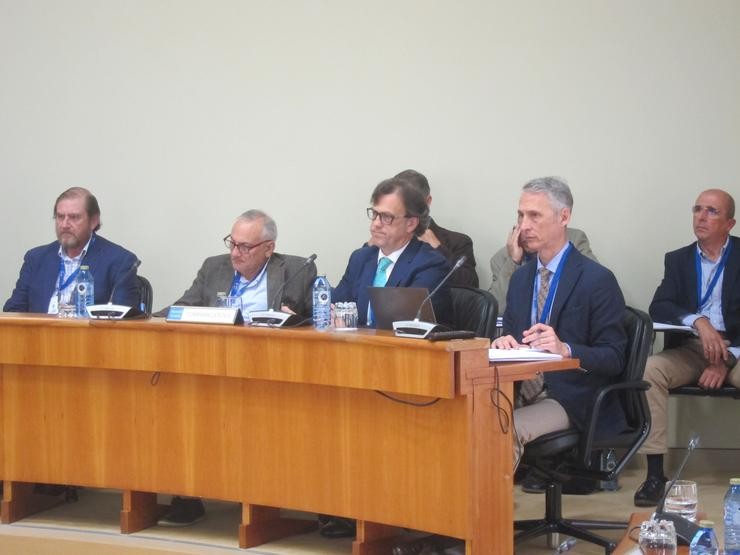 Expertos sobre incendios no Parlamento galego / Europa Press