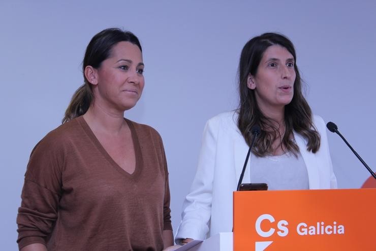 As deputadas de Cs Beatriz Piñeiro e María Vilas, en rolda de prensa. CS 