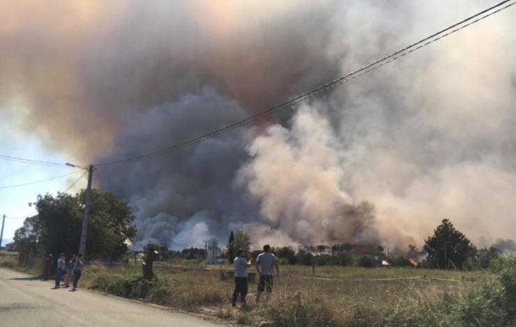 Incendio en Seoane, Monforte / @Incendiosgalic1 en Twitter.