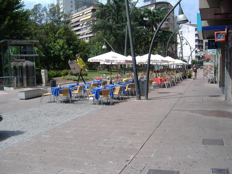 Terraza ao aire libre nunha rúa de Ourense. EUROPA PRESS - Arquivo 