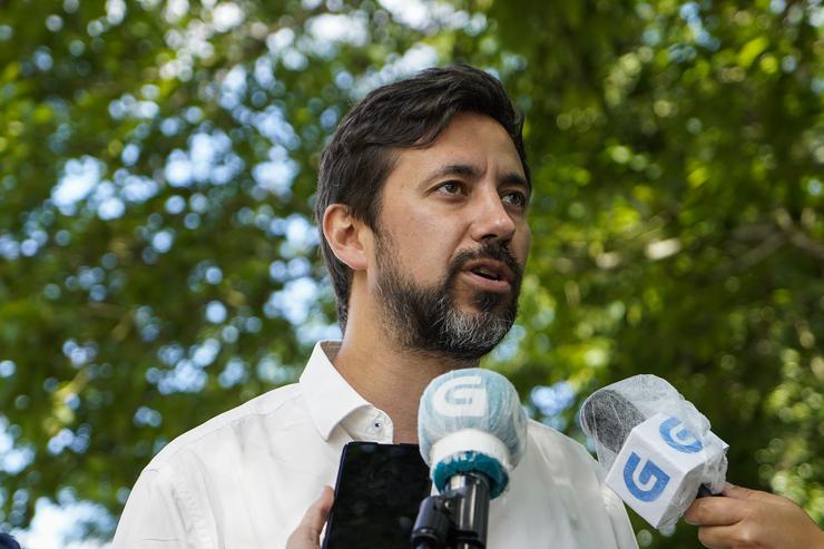 Antón Gómez-Reino en declaracións aos medios. EN COMÚN - Arquivo / Europa Press