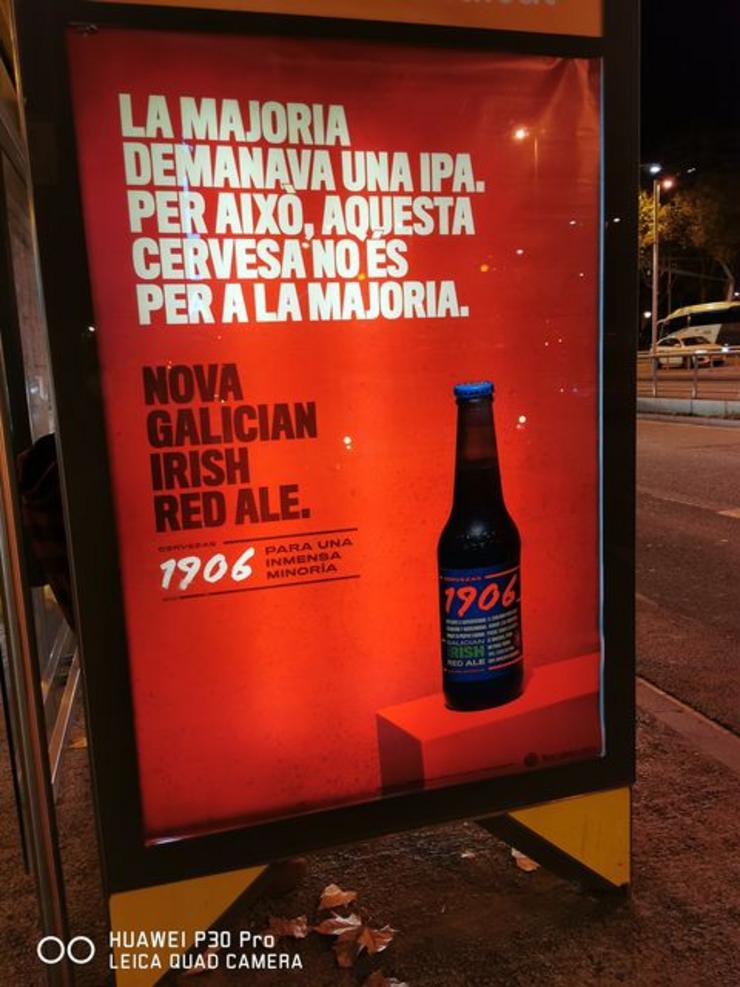 Imaxe dunha publicidade de Estrella Galicia en Cataluña/Twitter