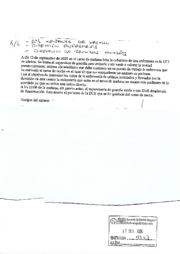 Documento asinado por 'case toda' a UCI de adultos do CHUS no que se detalla un caso de duplicación de quendas. As sinaturas foron retiradas para prever 'represalias'