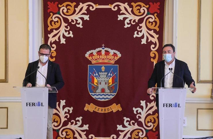 O presidente da Deputación da Coruña, Valentín González Formoso, e o alcalde de Ferrol, Anxo Mato.. CEDIDA/EP / Europa Press