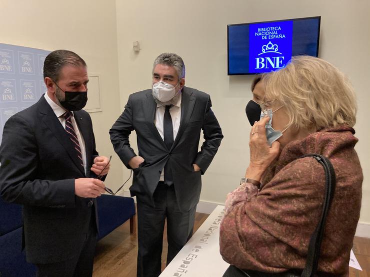 Inauguración de exposición sobre Concepción Arenal co alcalde de Ferrol, Anxo Mato, e o ministro de Cultura, José Manuel Rodríguez Uribes, na Biblioteca Nacional. CONCELLO DE FERROL / Europa Press