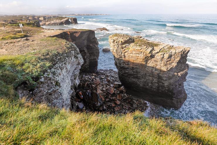 Desprendemento de rocas nun dos arcos da praia das Catedrais, en Ribadeo, Lugo, Galicia (España). A caída tivo lugar no primeiro do tres arcos que están situados de maneira consecutiva neste areal, declarado Monumento Natural. O. Carlos Castro - Europa Press / Europa Press