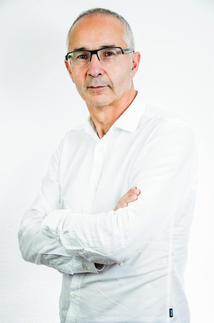O escritor Xosé Ricardo Losada. DEPUTACIÓN DA CORUÑA - Arquivo 