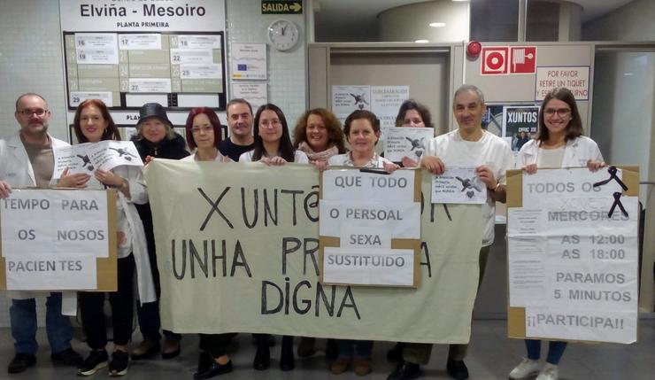 Protesta no centro de Atención Primaria en Elviña. SOS SANIDADE PÚBLICA 