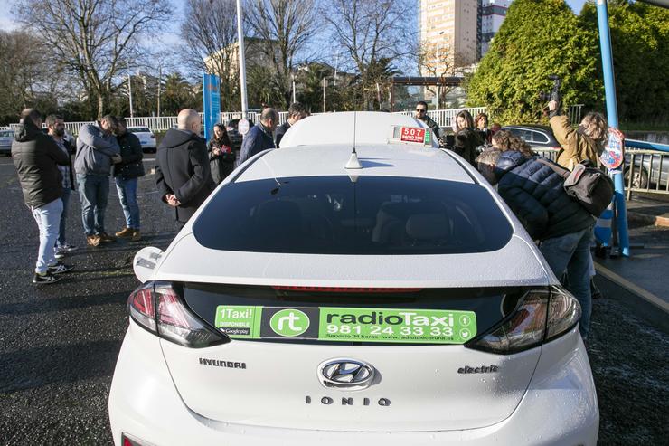 Presentación do primeiro taxi eléctrico en Galicia. CONCELLO DA CORUÑA 