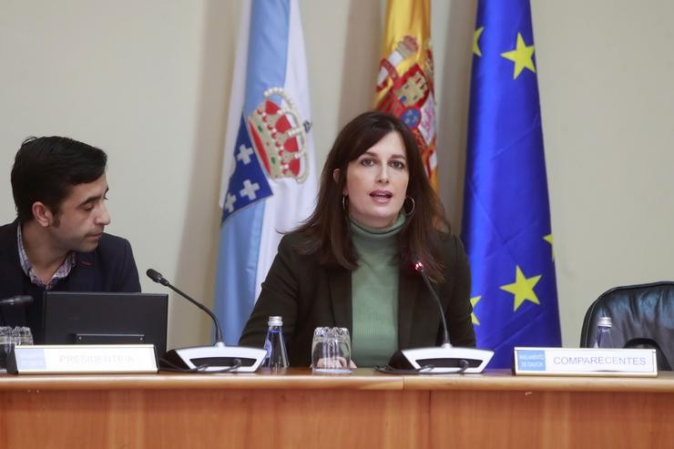 A directora xeral de Avaliación e Reforma Administrativa, Natalia Prieto, comparece na Comisión Instituconal do Parlamento de Galicia. XUNTA 