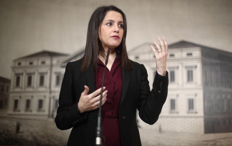 A presidenta e portavoz do Grupo Parlamentario Cidadáns, Inés Arrimadas intervén en rolda de prensa tras a Xunta de Portavoces, no Congreso dos Deputados, en Madrid (España), a 28 de xaneiro de 2020.. Eduardo Parra - Europa Press