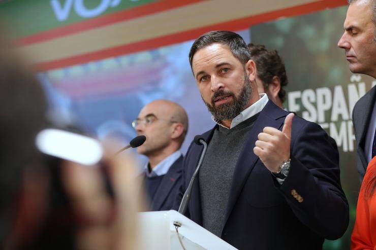 O presidente de Vox, Santiago Abascal, en rolda de prensa na sede do partido. Jesús Hellín - Europa Press - Arquivo