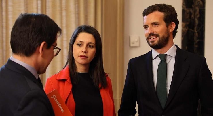 A portavoz de Ciudadanoss no Congreso, Inés Arrimadas, e o presidente do PP, Pablo Casado / Cs