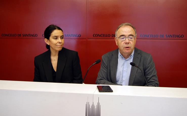Mercedes Rosón e Xosé Antonio Sánchez Bugallo. CONCELLO DE SANTIAGO 