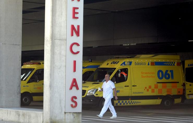 Ambulancias en Urxencias dun hospital galego 