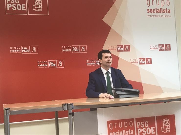 O secretario xeral do PSdeG, Gonzalo Caballero, en rolda de prensa. EUROPA PRESS - Arquivo 